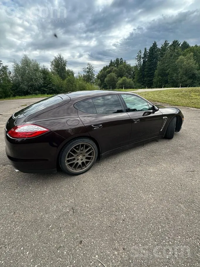 Porsche Panamera 2013 photo 4