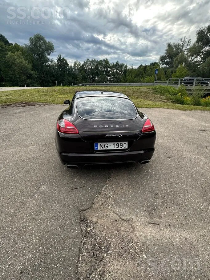 Porsche Panamera 2013 photo 3