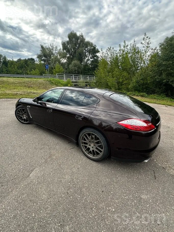 Porsche Panamera 2013 photo 5