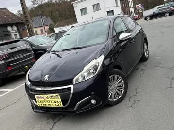 Peugeot 208 2019 photo 2