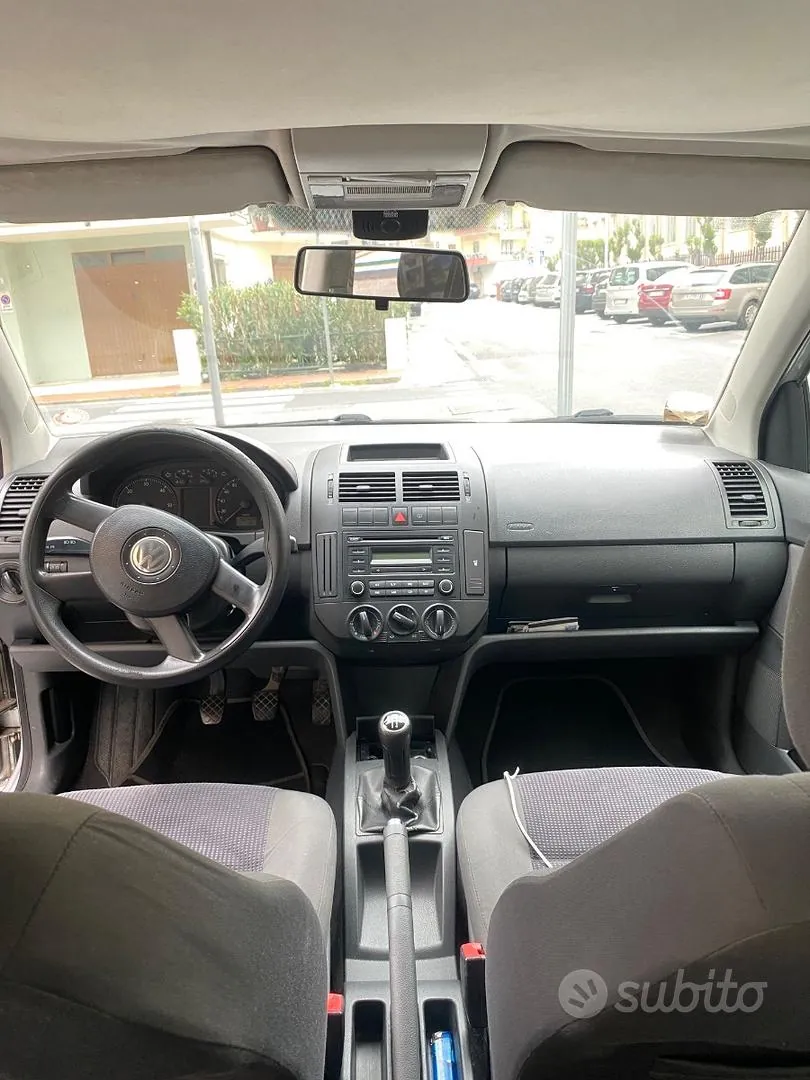 Volkswagen Polo 2006 photo 4