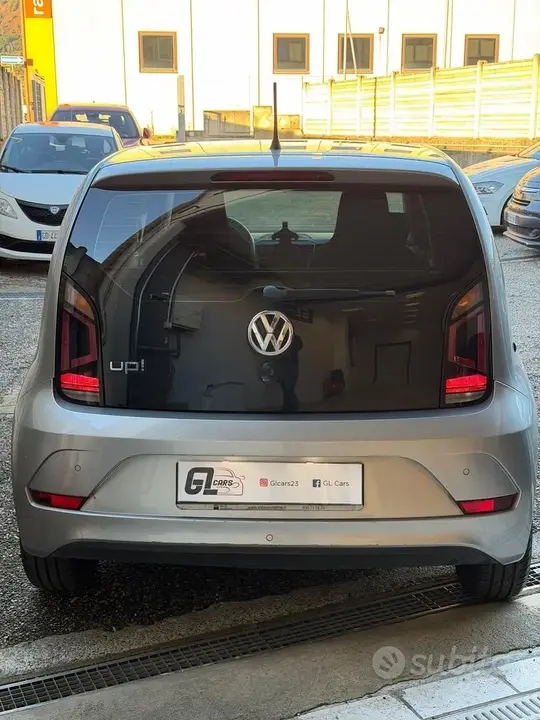 Volkswagen Up 2018 photo 5