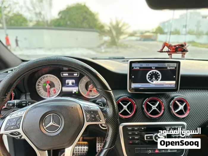 Mercedes-Benz A-Class 2014 photo 4