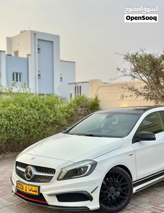 Mercedes-Benz A-Class 2014 photo 3