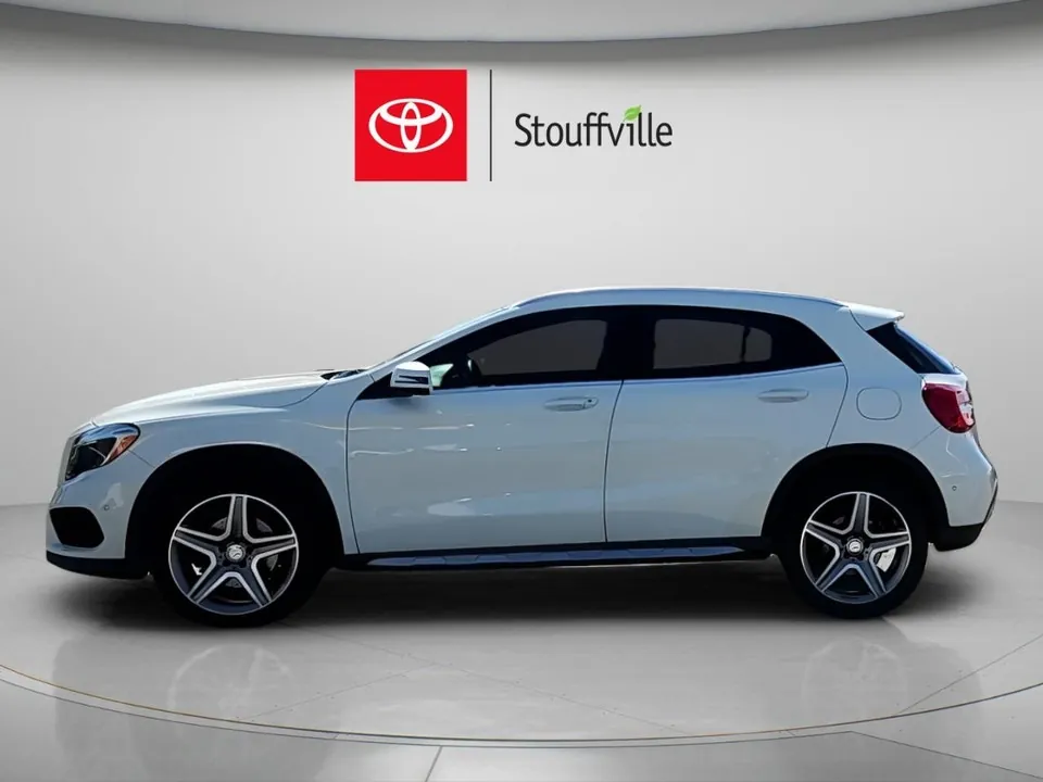 Mercedes-Benz Gla 2017 photo 2