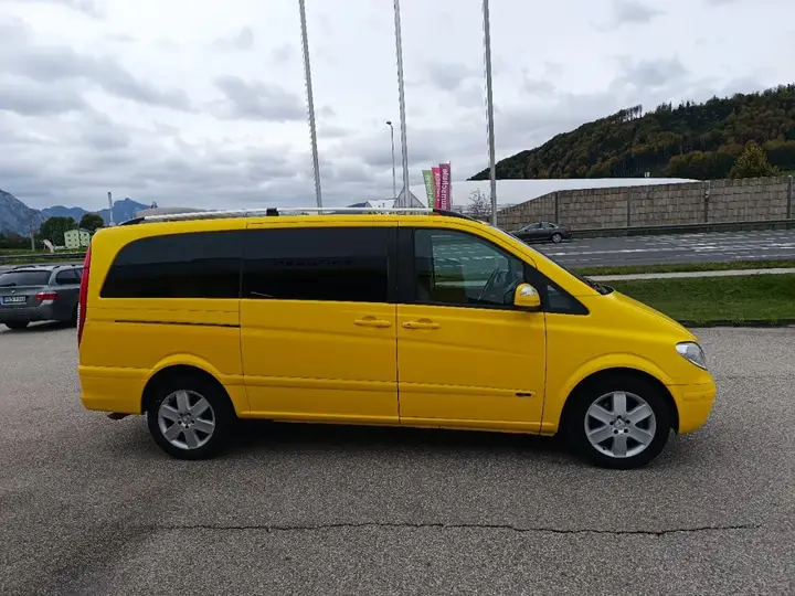 Mercedes-Benz Viano 2010 photo 3
