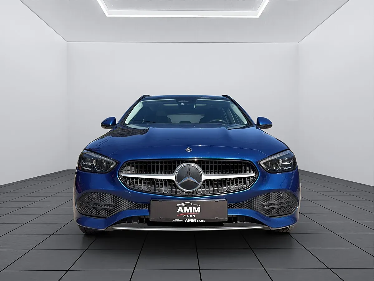 Mercedes-Benz C-Class 2023 photo 3