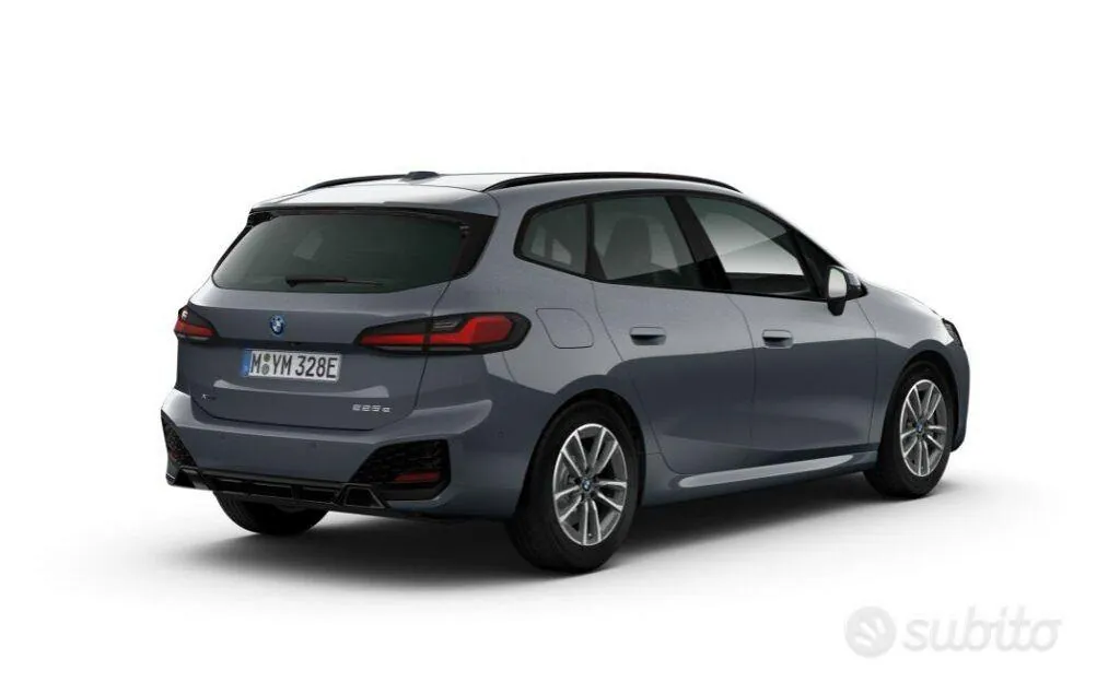 BMW 2 Series Active Tourer 2023 photo 2