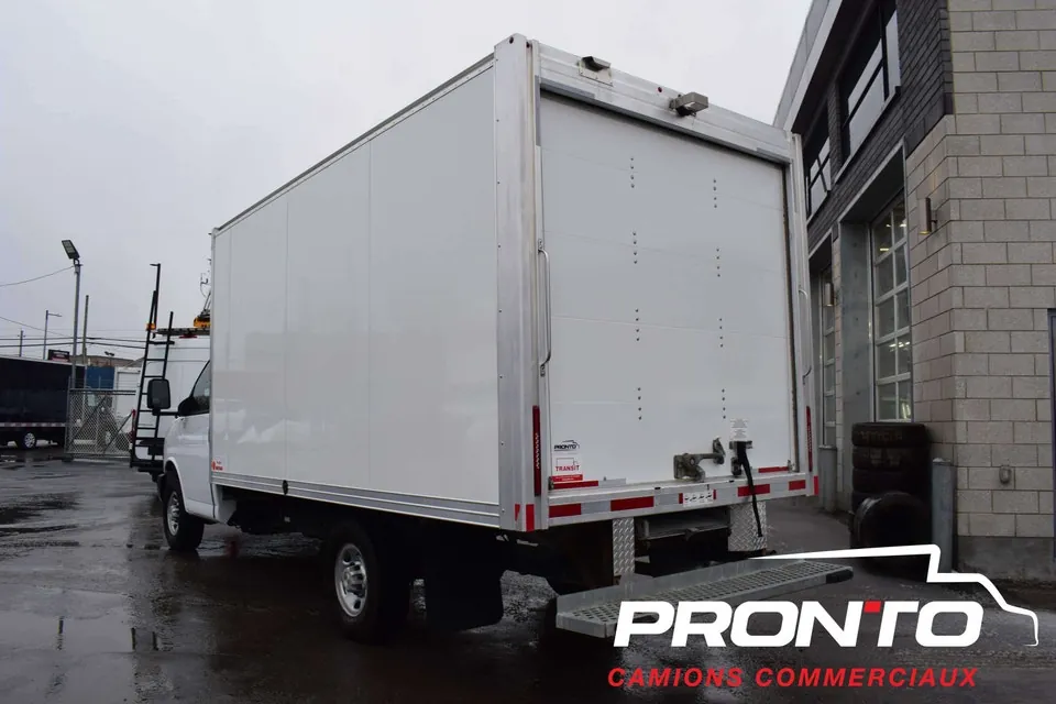 Chevrolet Express 2024 photo 5