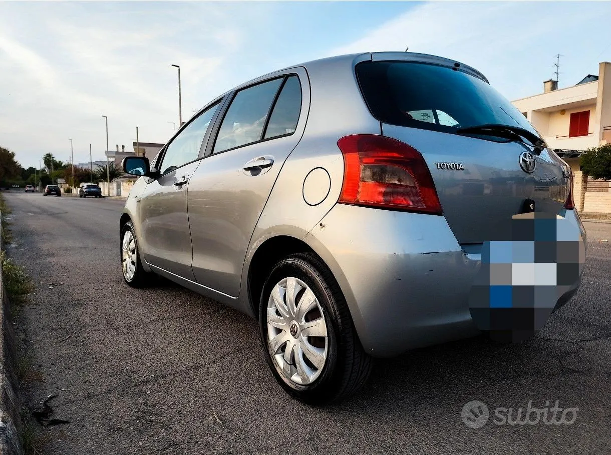 Toyota Yaris 2008 photo 2