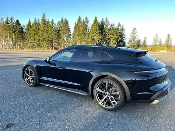 Porsche Taycan 2022 photo 2