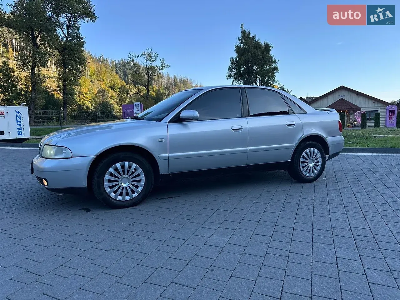 Audi A4 2000 photo 3
