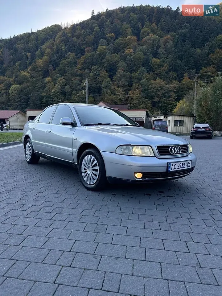 Audi A4 2000 photo 2