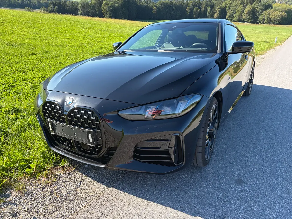 BMW 4 Series 2025 photo 2