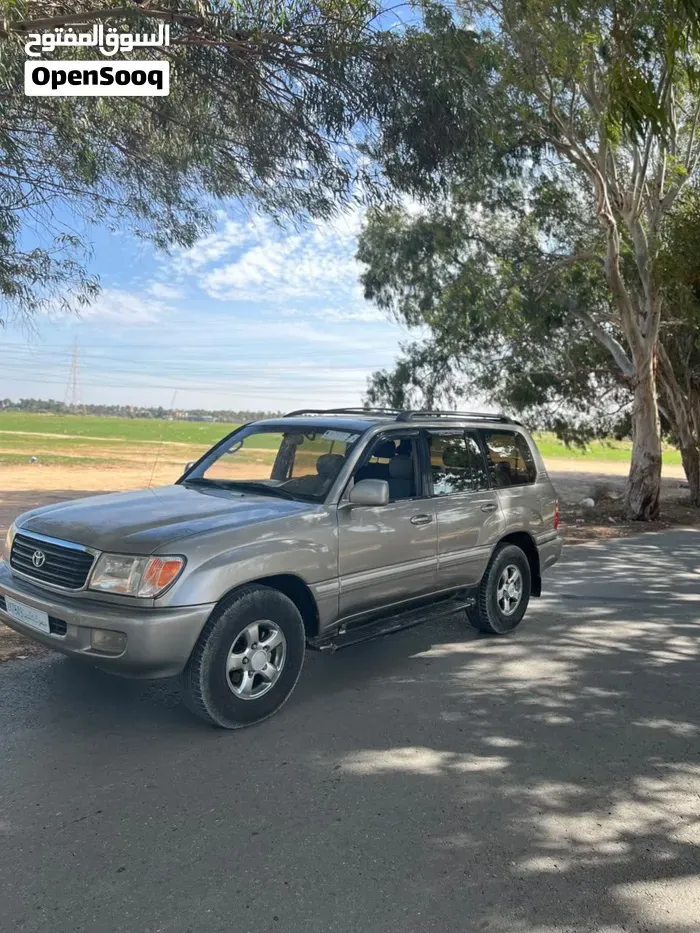 Toyota Land Cruiser 2002 photo 4