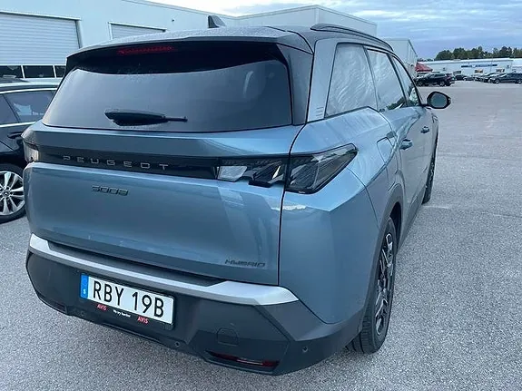 Peugeot 5008 2025 photo 3