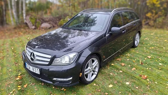 Mercedes-Benz C220 2013 photo 2