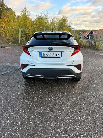 Toyota C-Hr 2021 photo 4