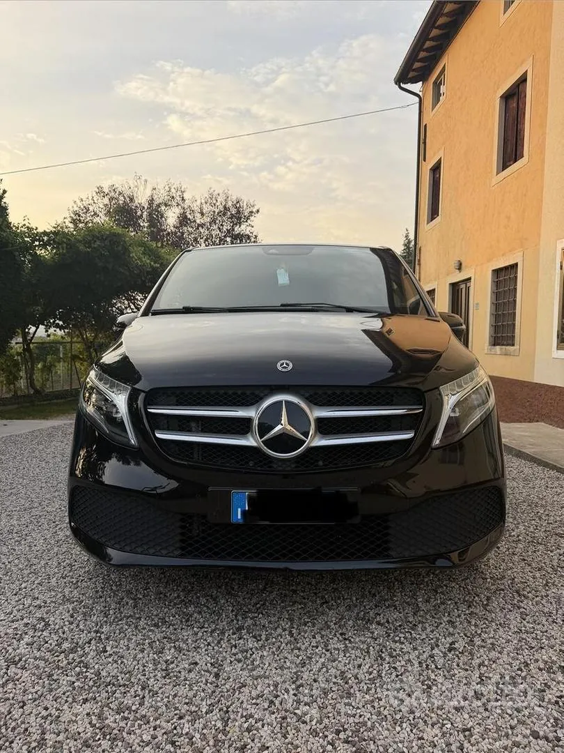 Mercedes-Benz V-Class 2021 photo 2