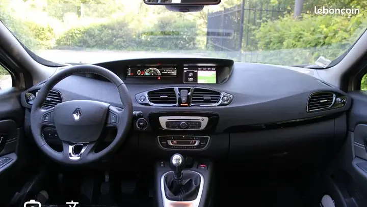 Renault Scenic 2015 photo 3