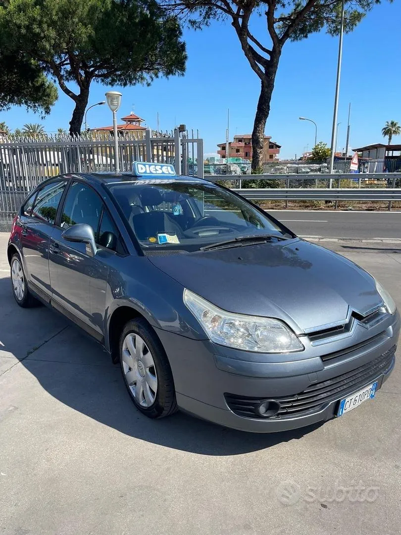 Citroen C4 2005 photo 2