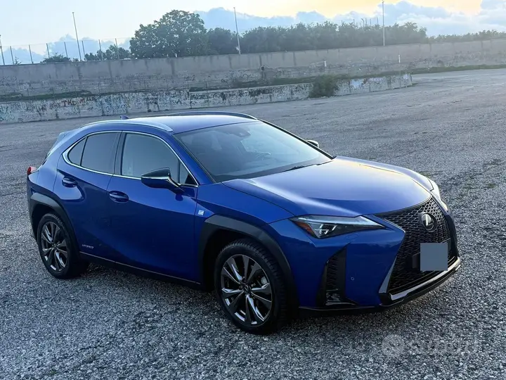 Lexus Ux