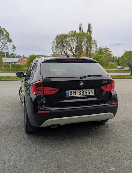 BMW X1 2011 photo 2