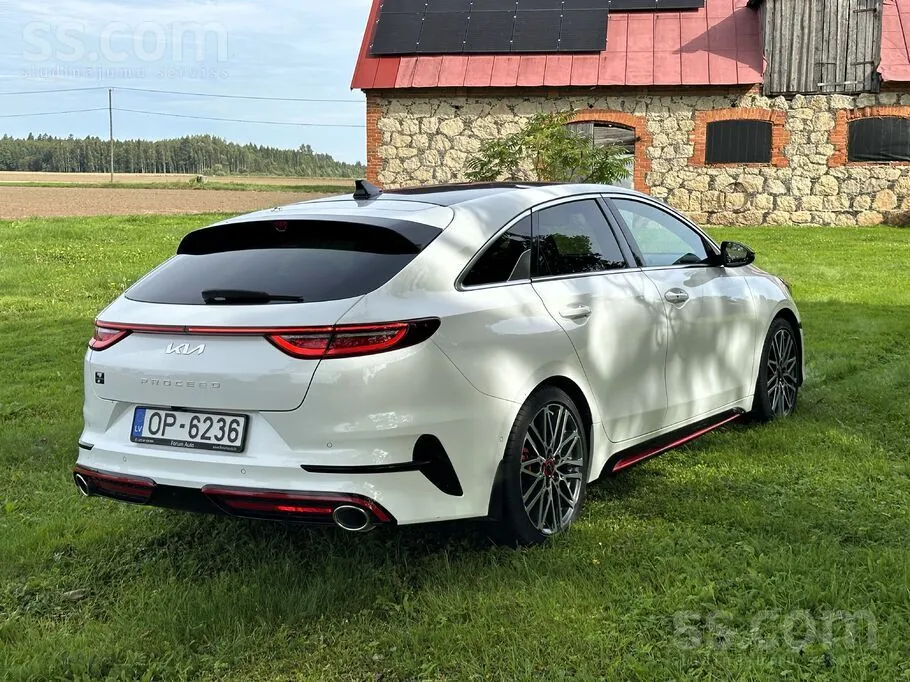 Kia Proceed Gt 2024 photo 4