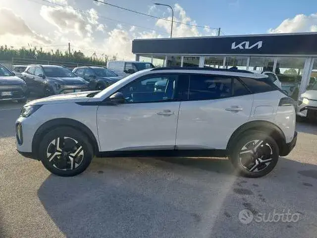 Peugeot 2008 2023 photo 4