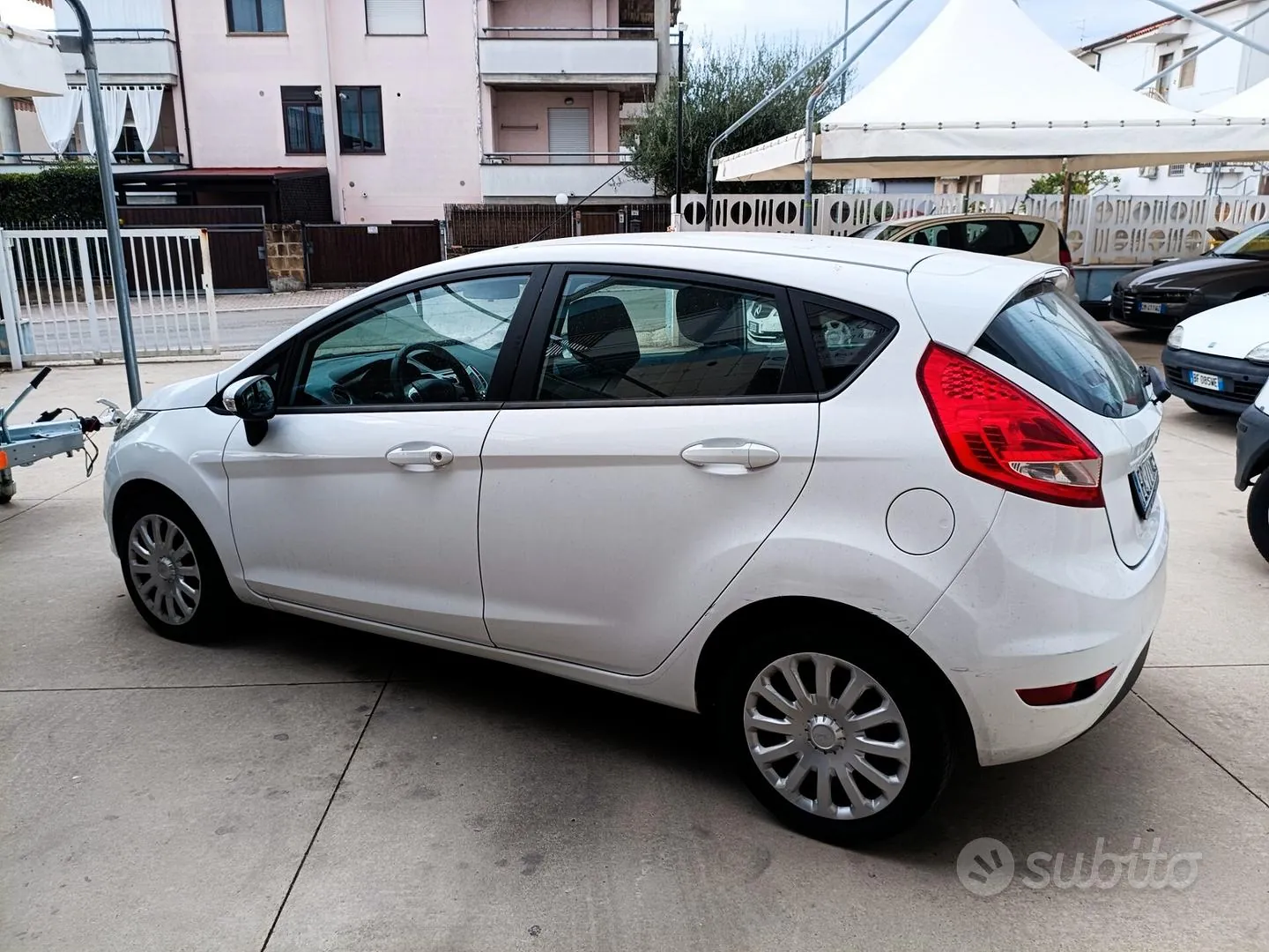 Ford Fiesta 2010 photo 5