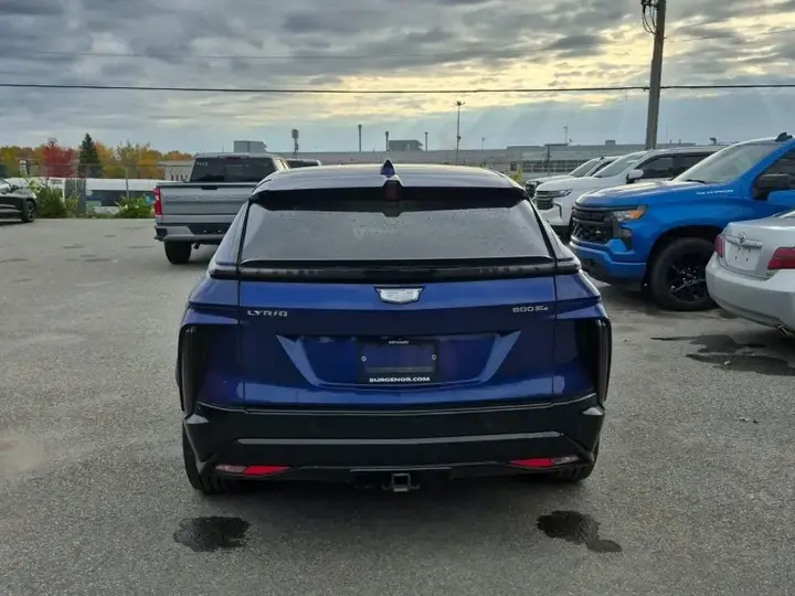 Cadillac Lyriq 2024 photo 3