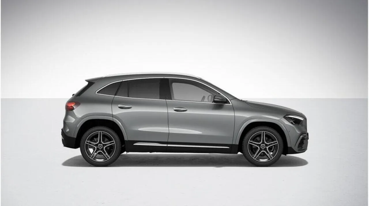 Mercedes-Benz Gla photo 3