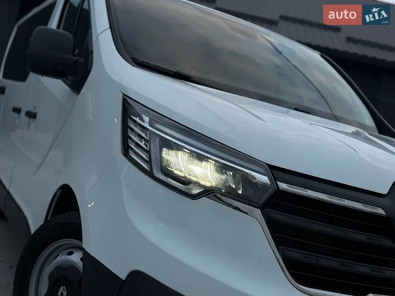 Renault Trafic 2022 photo 3