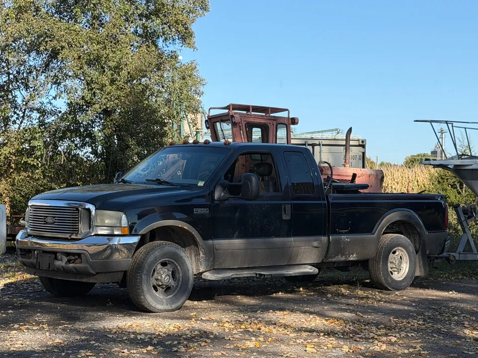 Ford F250 2002 photo 2