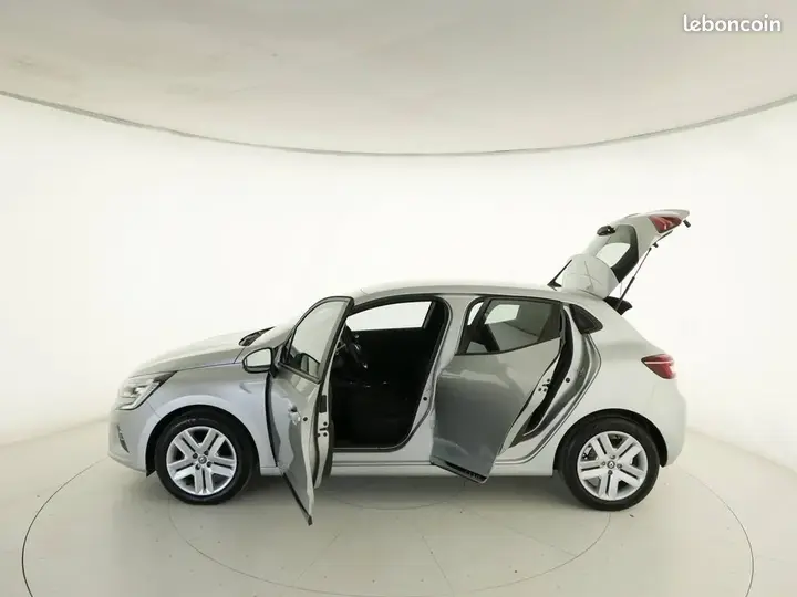 Renault Clio 2021 photo 3