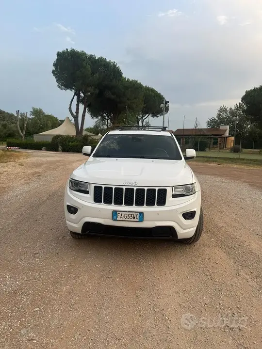 Jeep Grand Cherokee 2015 photo 3