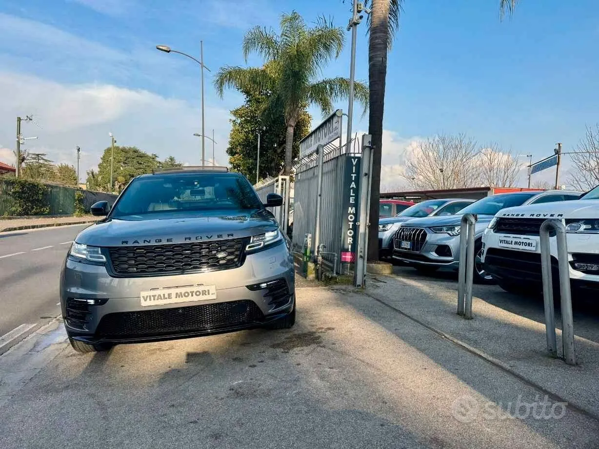 Land Rover Velar 2022 photo 2