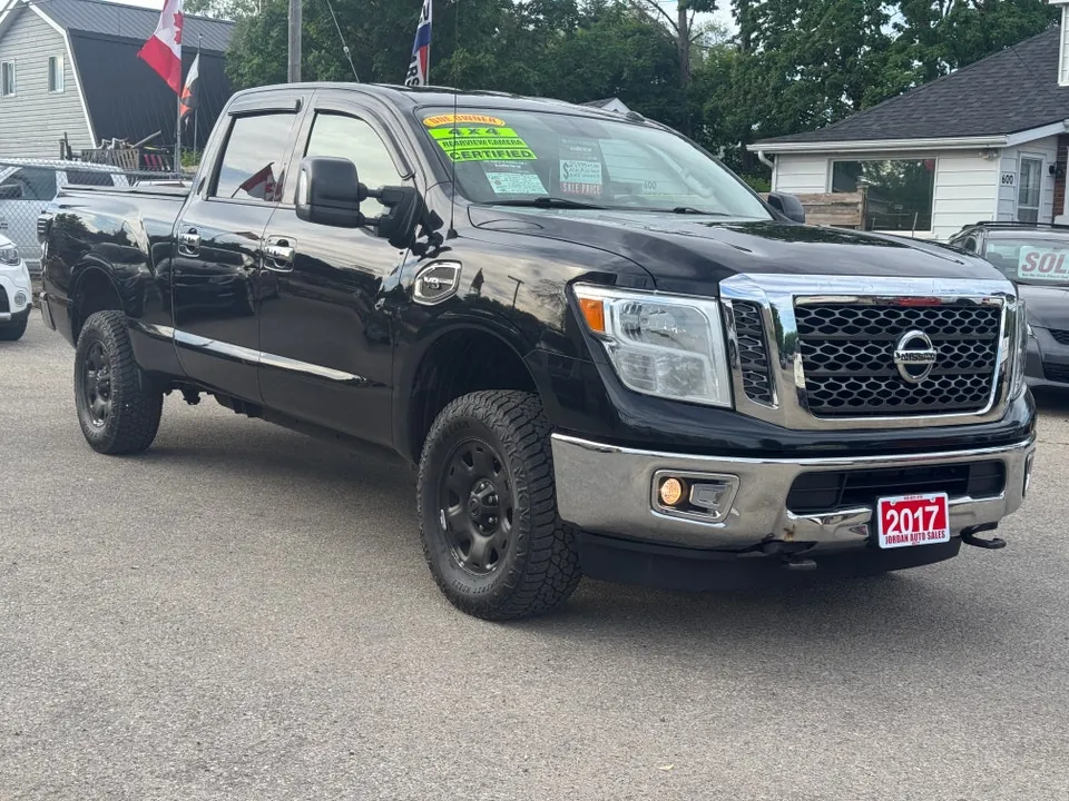 Nissan Titan