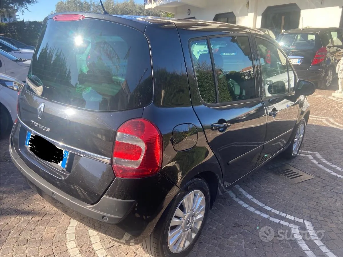 Renault Modus 2012 photo 2