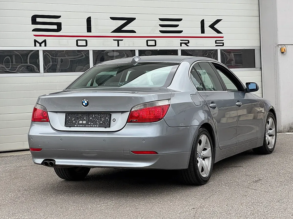 BMW 5 Series 2005 photo 3