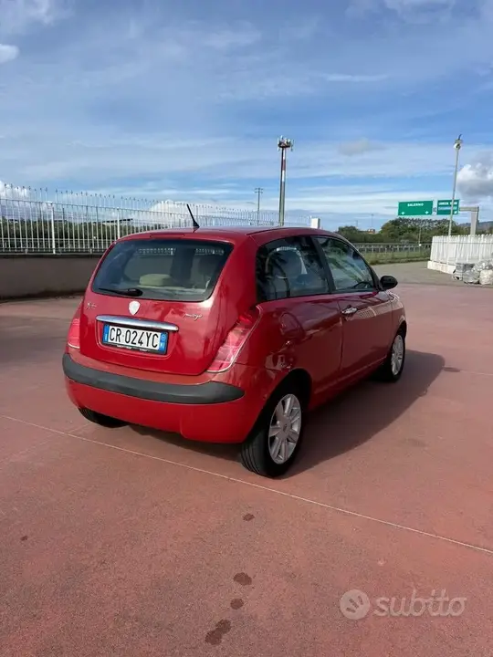 Lancia Ypsilon 2004 photo 4
