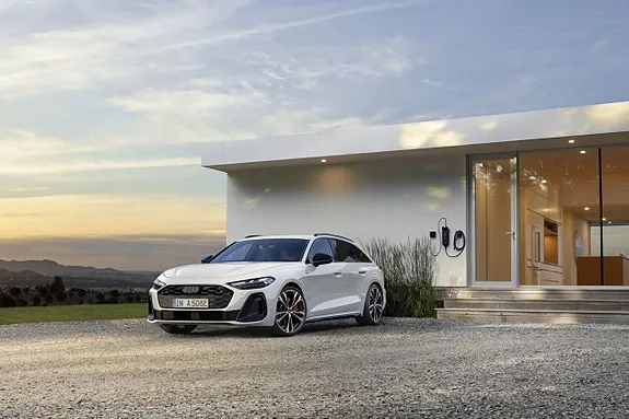 Audi A5 2025 photo 2