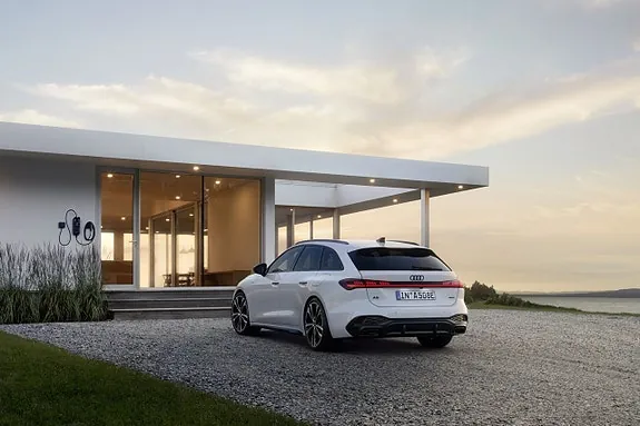 Audi A5 2025 photo 5