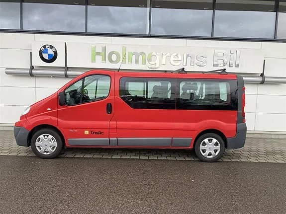 Renault Trafic 2013 photo 3