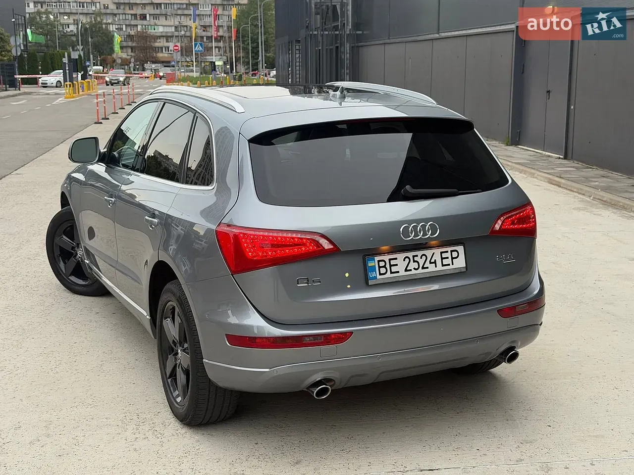Audi Q5 2011 photo 4