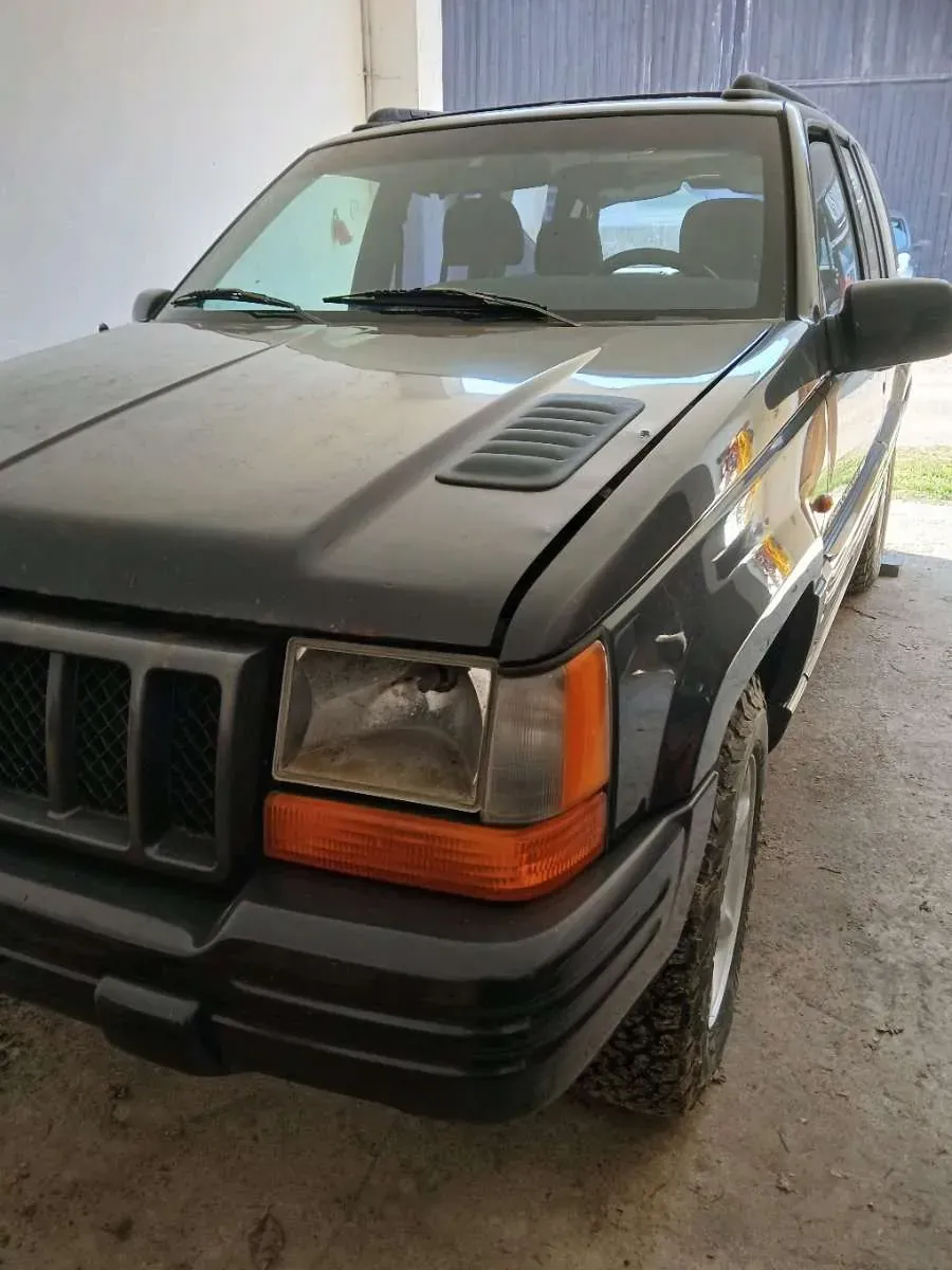 Jeep Grand Cherokee 1998 photo 2
