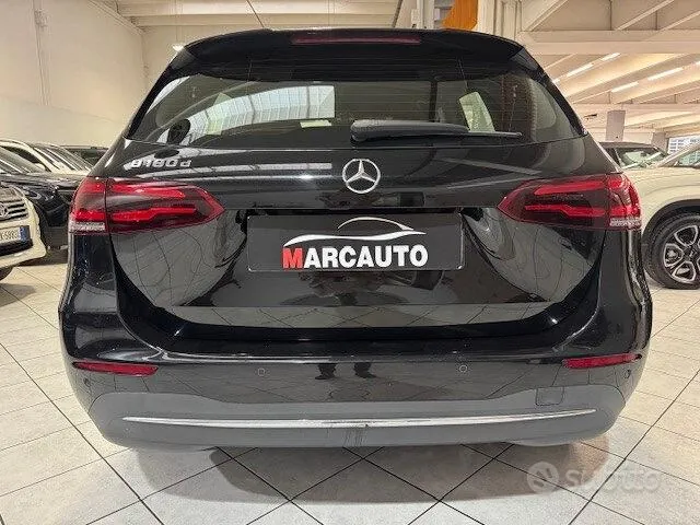 Mercedes-Benz B 180 2019 photo 4