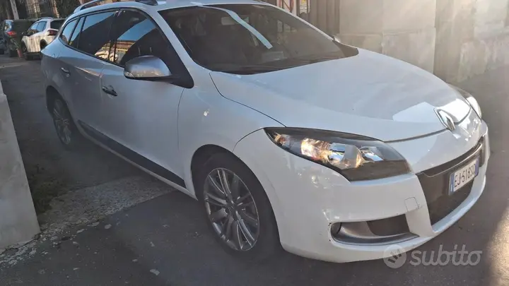Renault Megane 2011 photo 3