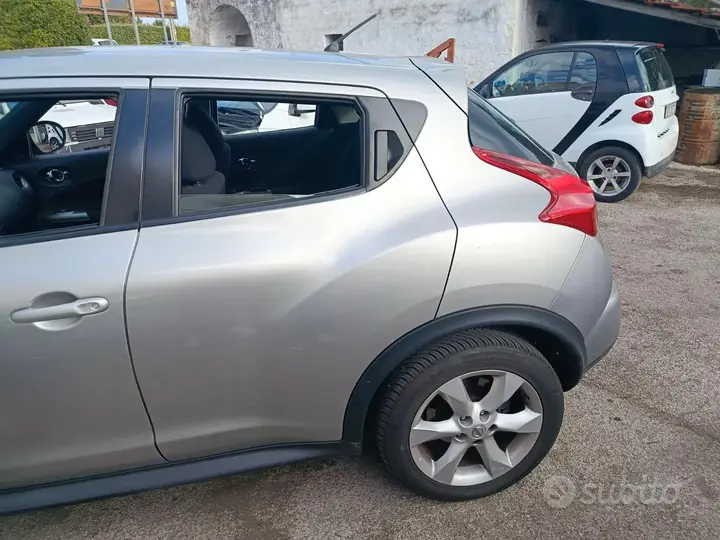 Nissan Juke 2012 photo 3