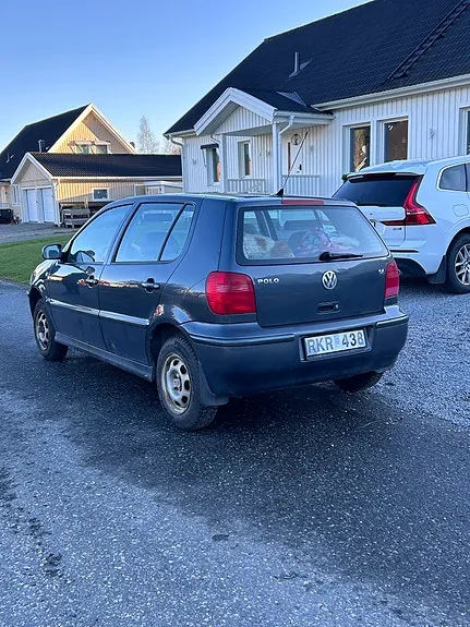 Volkswagen Polo 2000 photo 3